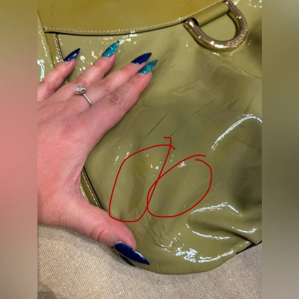 Gucci Abbey D-Ring Patent Leather Hobo Bag - Picture 5 of 16